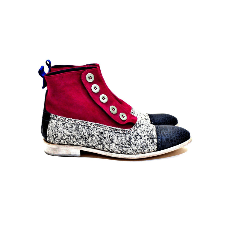 Bota consisting of cotton fabric, suede and leather, leather sole. Handmade in Portugal "Walk with Pintta"