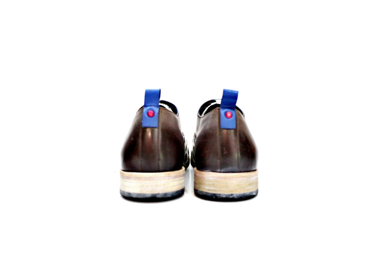 Shoe consisting of hair and leather, leather lining with leather sole. Handmade in Portugal “Walk with Pintta