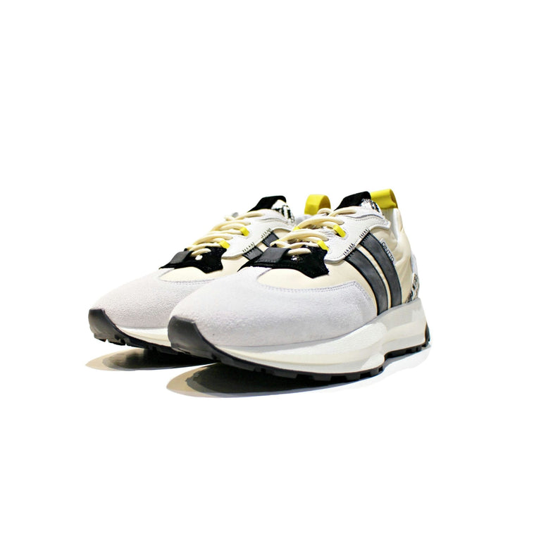 North Moreia Sneaker for exclusive design woman, made of leather and suede fabric, with all -cow -skinned lining. Handmade in Portugal. For demanding women.