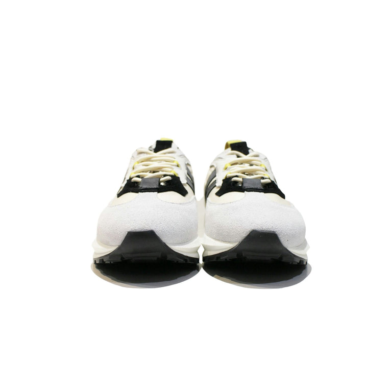 North Moreia Sneaker for exclusive design woman, made of leather and suede fabric, with all -cow -skinned lining. Handmade in Portugal. For demanding women.