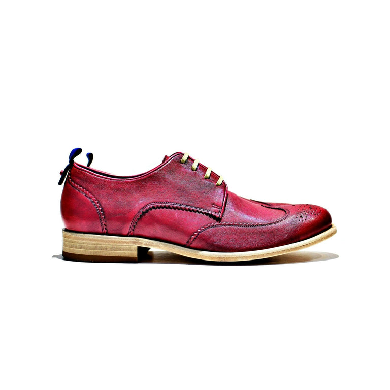 Shoe all composed of leather, with an exclusive look, model Incon. Handmade in Portugal. . “Walk with Pintta”