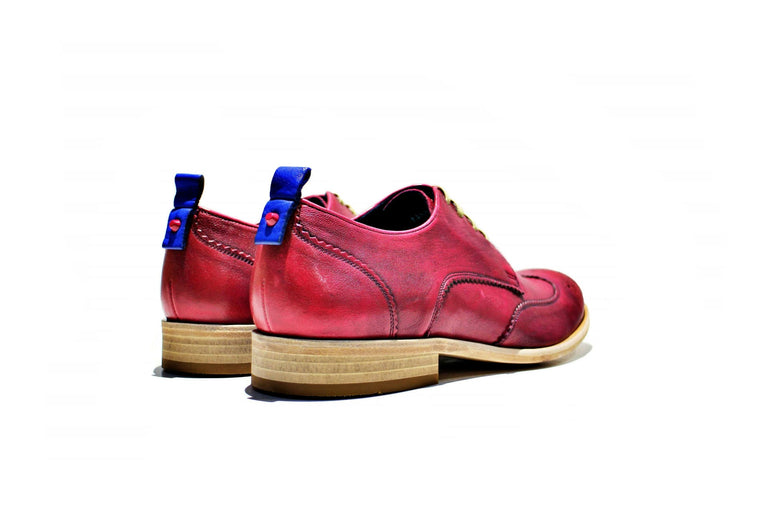 Shoe all composed of leather, with an exclusive look, model Incon. Handmade in Portugal. . “Walk with Pintta”