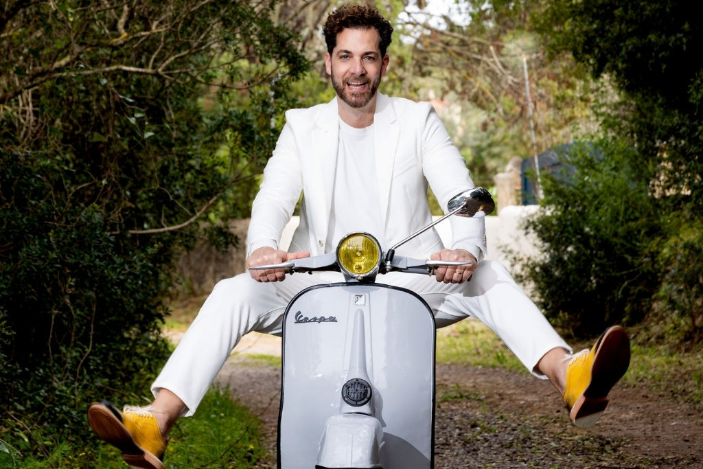 Luis Contreiras, creator and designer of Pintta