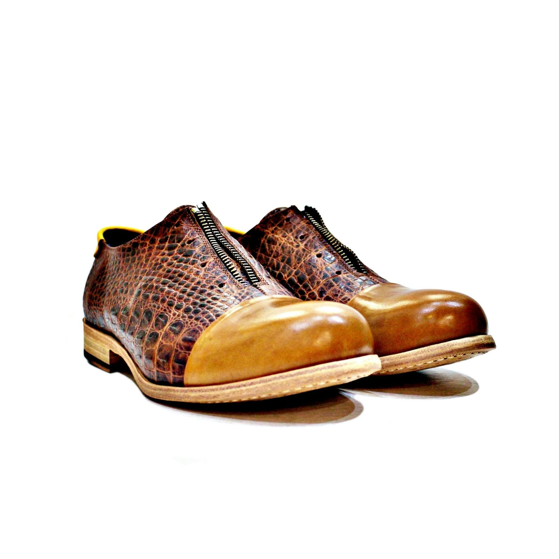 Siena shoe is all composed of leather. Icon Model made to MAO in Portugal. “Walk with Pintta”