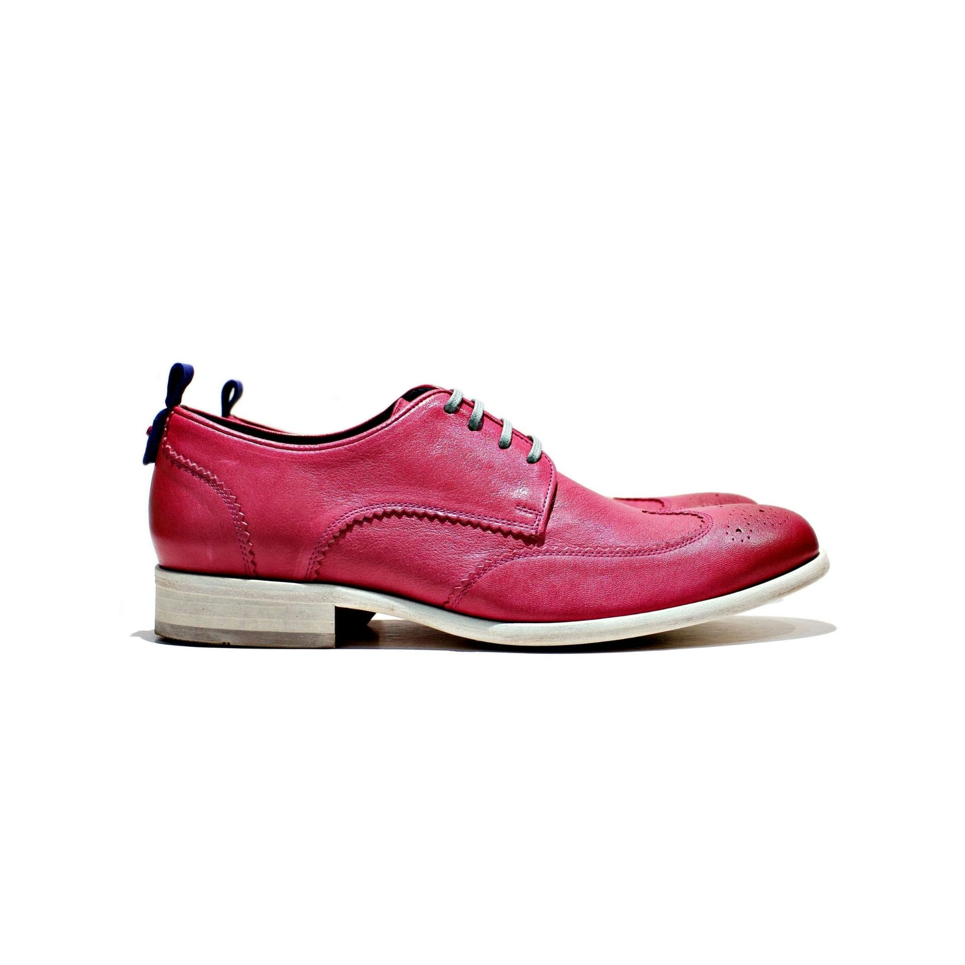 All leather shoe, for an exclusive look, model Incon. Handmade in Portugal. . “Walk with Pintta”